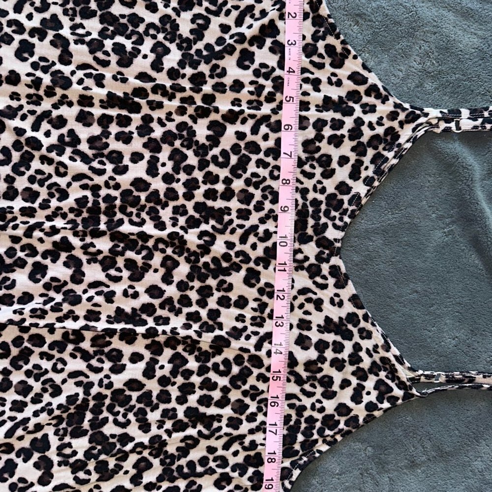 Torrid Super Soft Knits Size 2 Leopard Print Tank Top Camisole V Neck Pajamas - Picture 3 of 8
